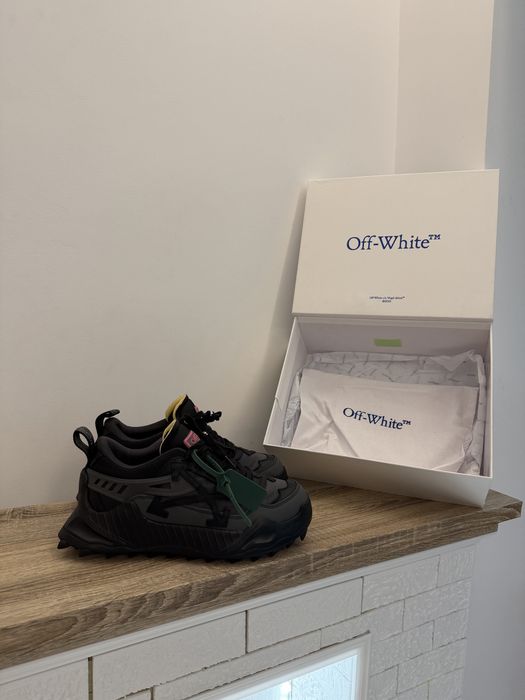 Off-White Odsy.
