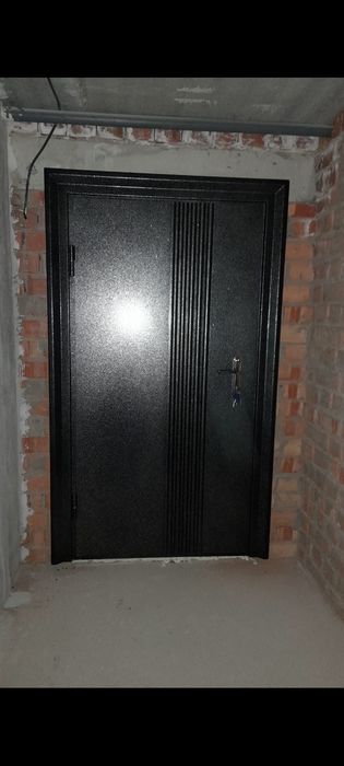 Металлические двери.