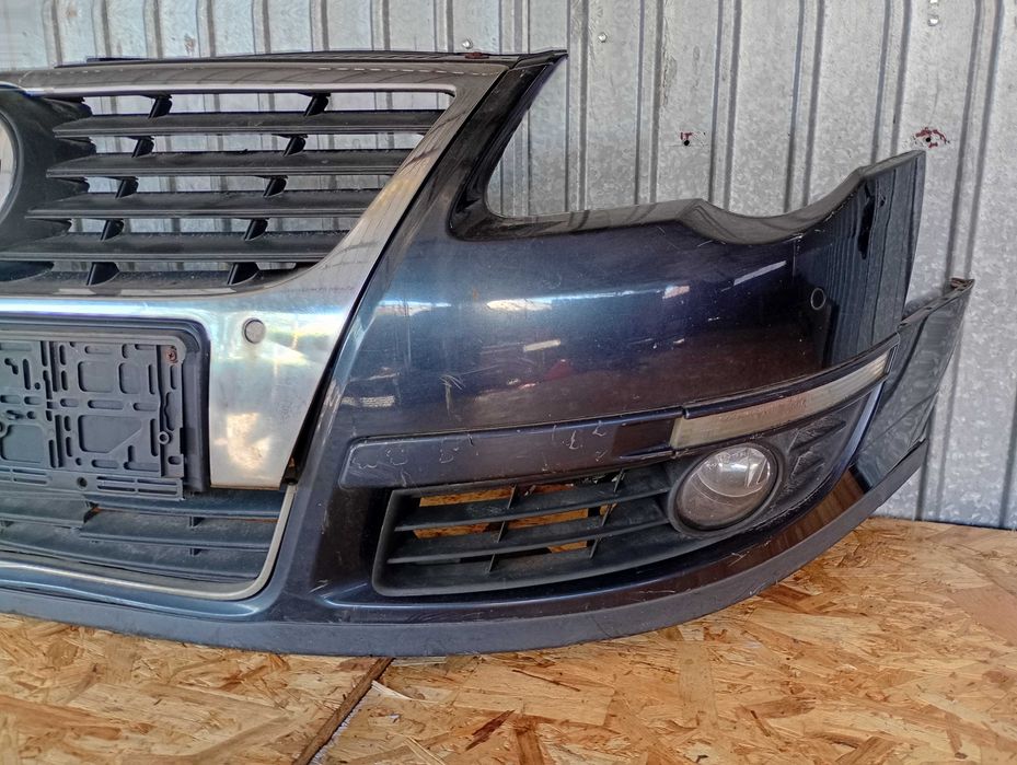 Bara Fata Completa Vw Passat B6 Sedan sau Break cu Proiectoare de Ceata si Senzori de parcare