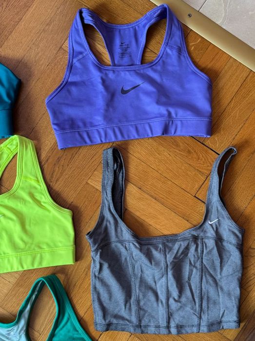 Спортен сутиен (Nike, Skimmed milk), размер S