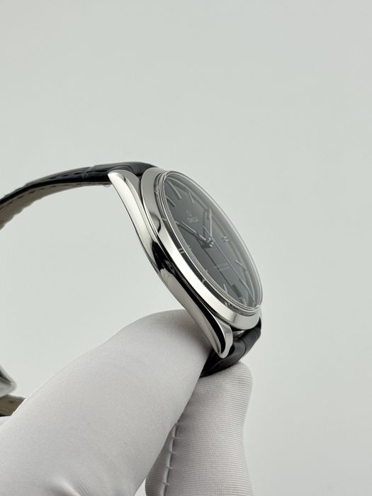 Наручные часы Omega De Ville Trésor