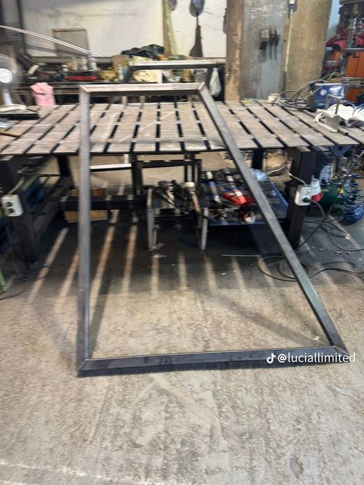 Garduri, balustrade, porti