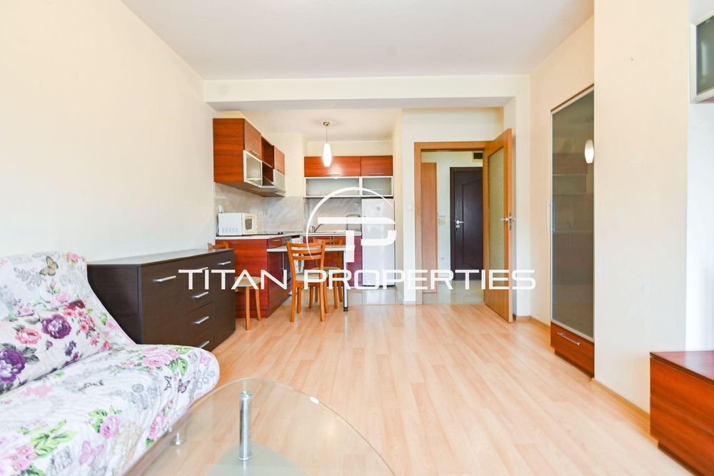 Двустаен, под наем, ж.к Изток