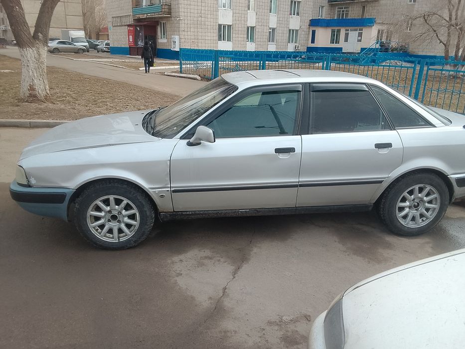 Продам Ауди 80 б 4