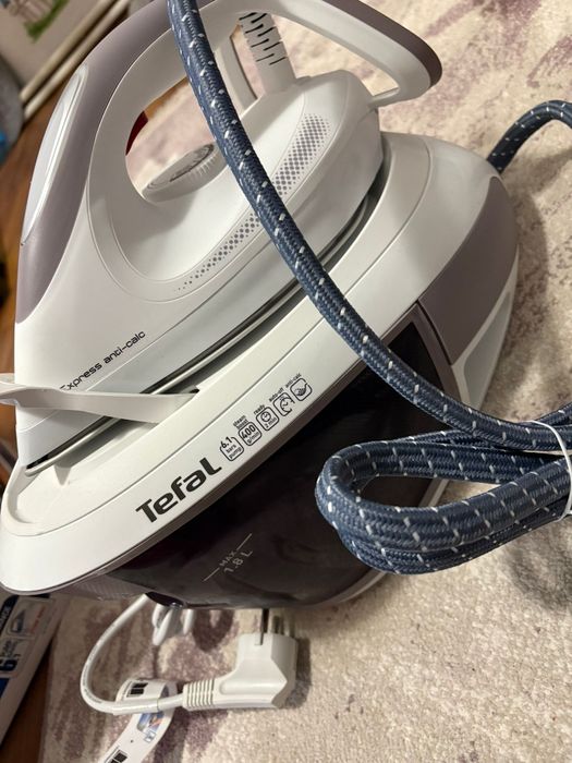 Statie de calcat Tefal noua !