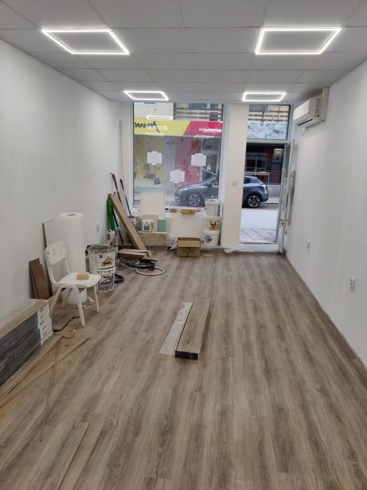 Дава се под наем Магазин в Габрово, Център - 30 кв.м за 204 € - Снимка #1