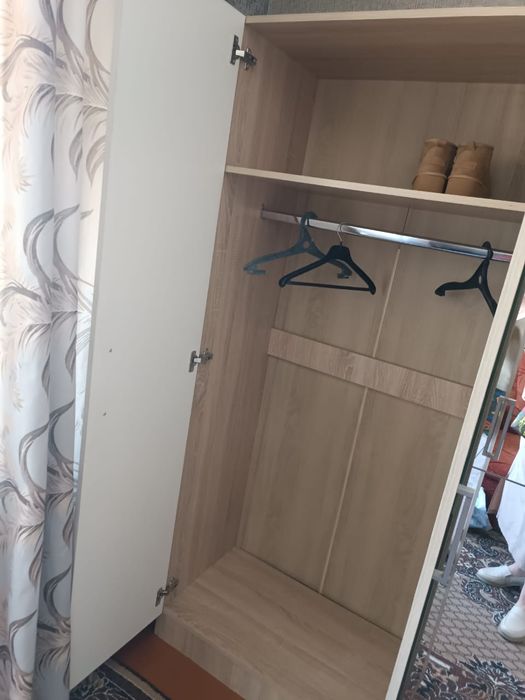 Шкаф/комод/2 тумбы/диван/стол+табурет