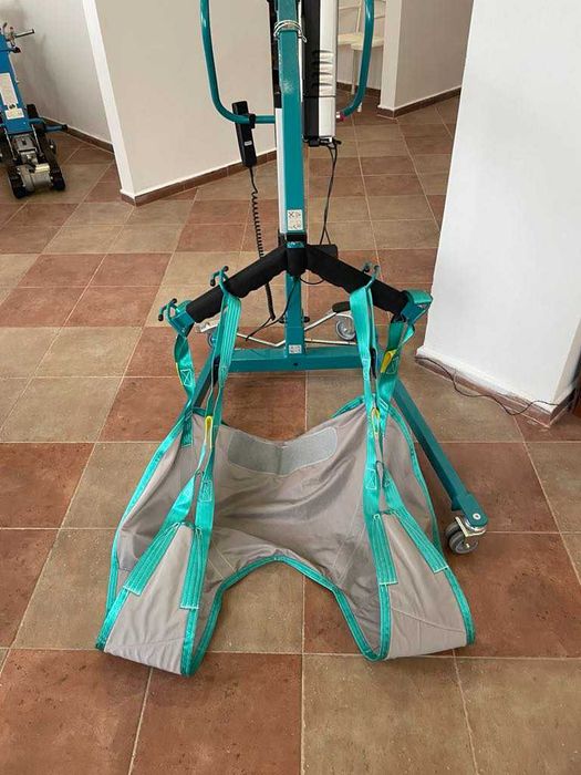 Вертикализатор и Лифтер 2 в 1 за трудноподвижни хора AKS