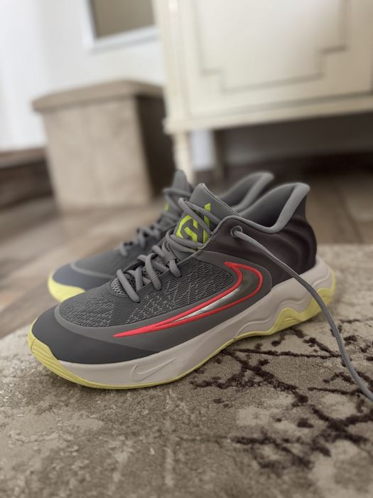 nike giannis immortality 3