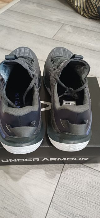 Маратонки Under armour