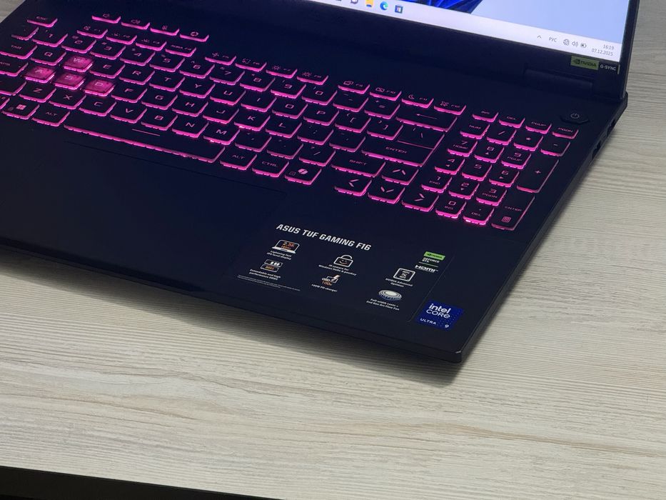 Asus Tuf Gaming F16 ultra 9-275HX RTX-5060 8GB 32/1TB