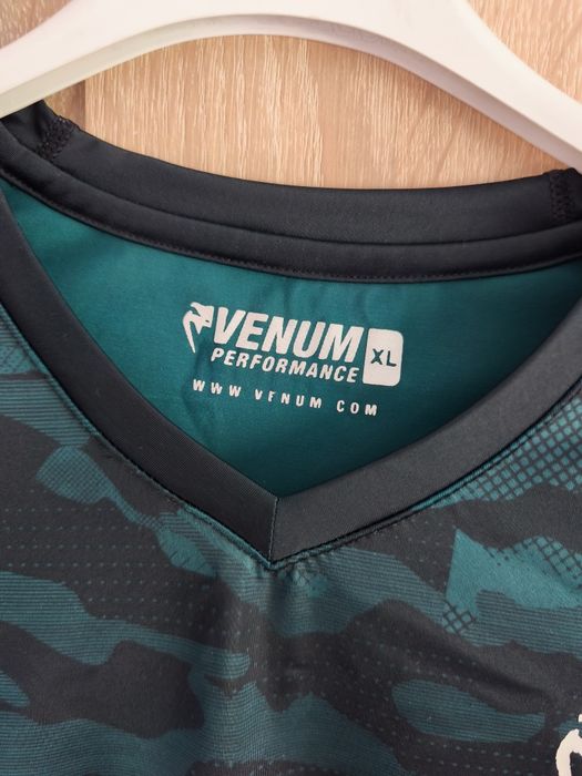 Рашгард Venum блуза