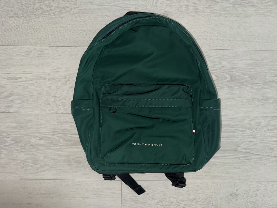 Продам рюкзак Tommy