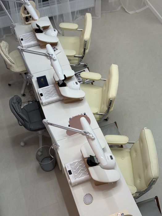 Сдам место для маникюра