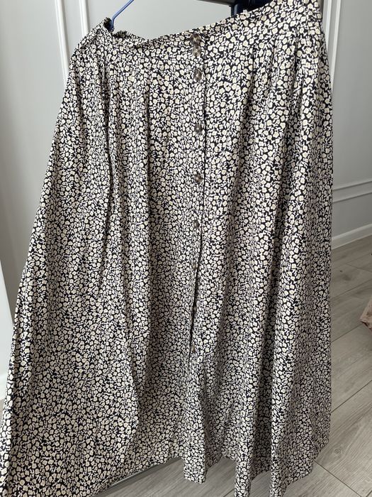 Вещи, кофточки и юбка