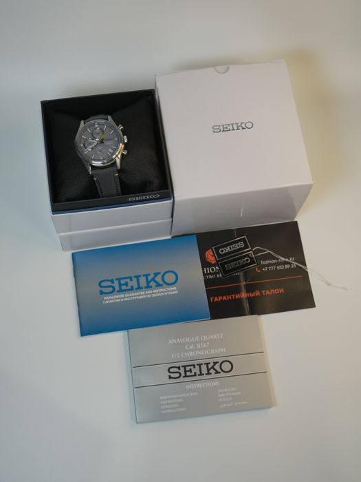 Часы Seiko SSB423P1 кварцевые