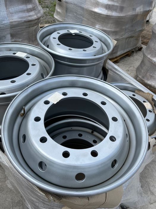 Диски 9 *22,5 усиленные 18 мм