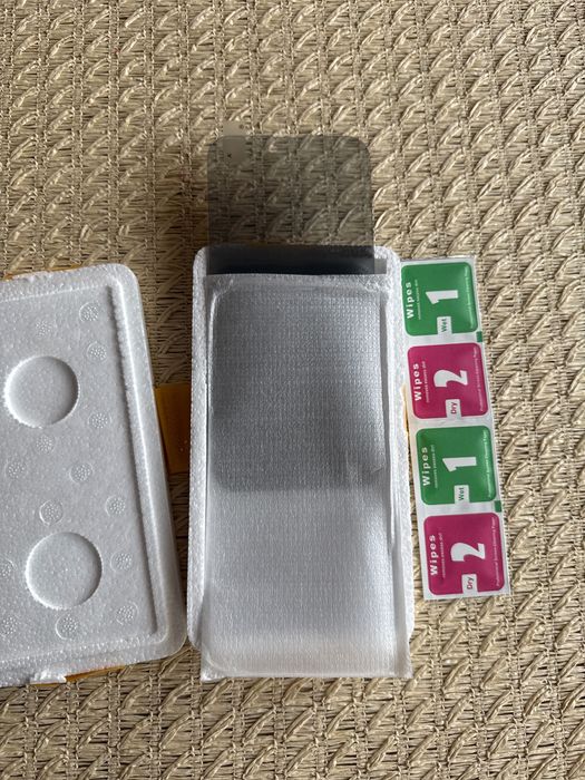 Sticla protectie privacy pentru iPhone 16 Pro max