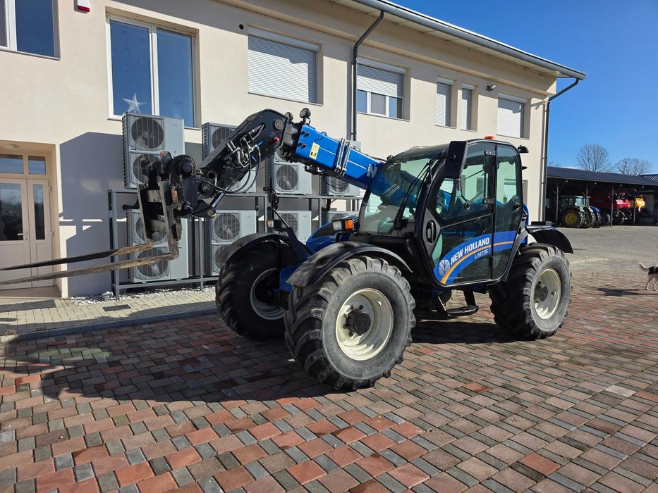 Incarcator telescopic New Holland LM 7.35