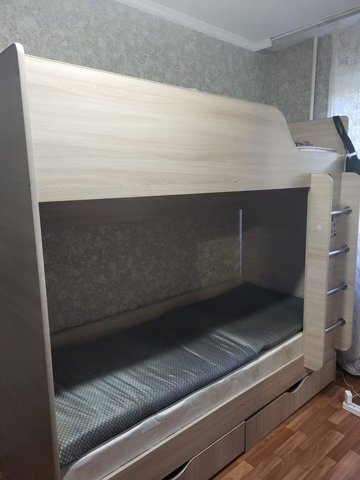 Продам детскую кровать