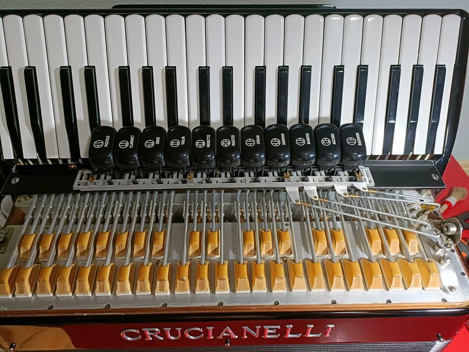 Acordeon Crucianelli Cassotto 2 + 2 TOP