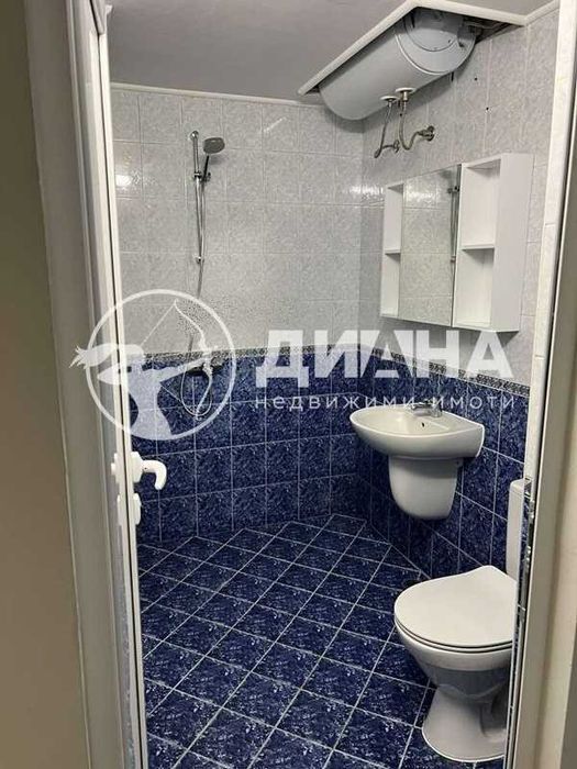 Продава се Тристаен апартамент в Пловдив, Кючук Париж - 64 кв.м за 1532 €/кв.м - Снимка #9