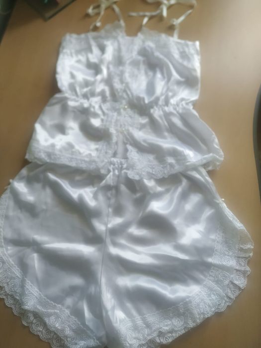 Продам комплект нижнего белья