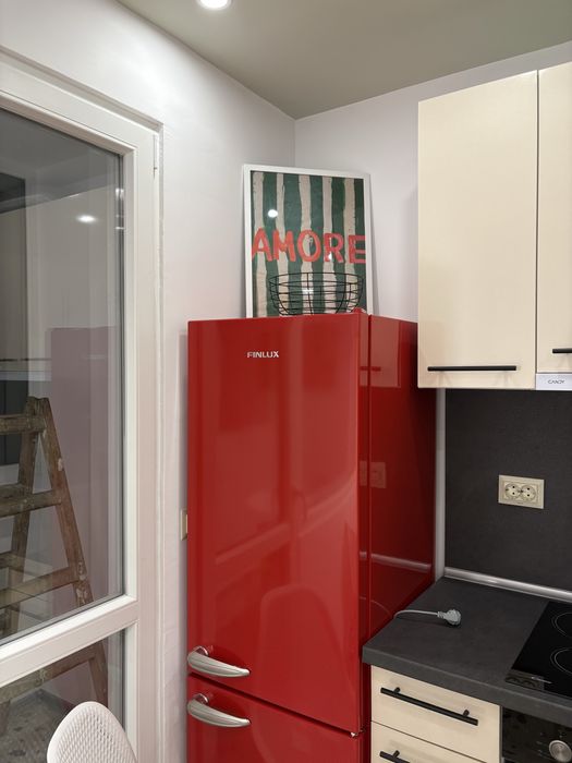 Дава се под наем Едностаен апартамент в Шумен, Добруджански - 42 кв.м за 306 € - Снимка #1