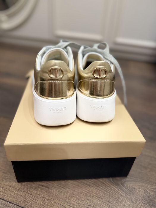 Twinset беши кецове