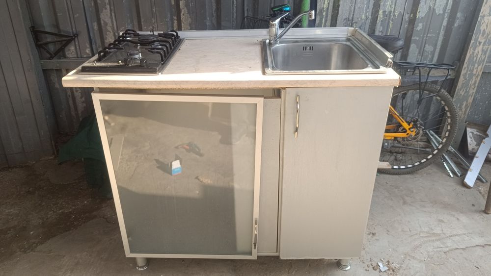 Кухонный гарнитур