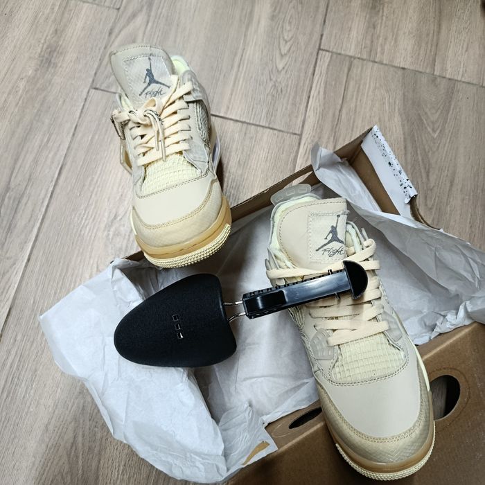 Air Jordan 4 Retro Off White