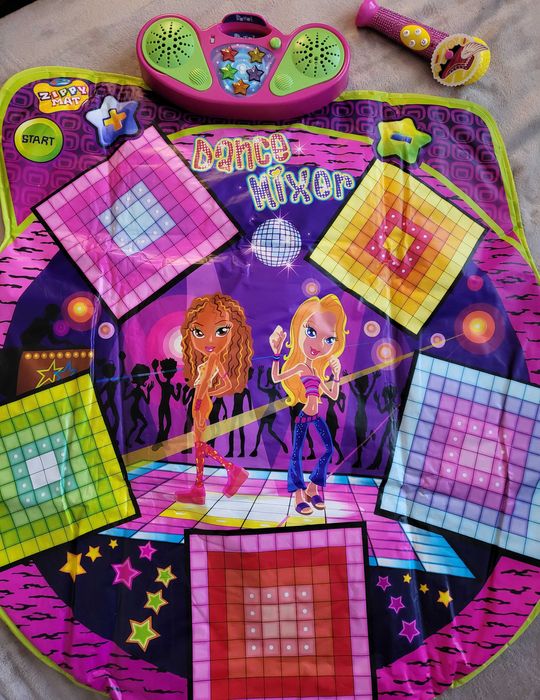 Килимче за танци и микрофон Soy Luna