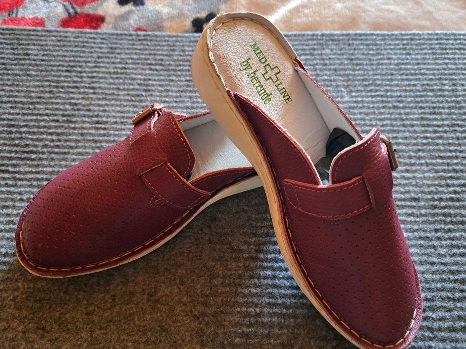 Saboti medicali damă, magenta, mărimea 40