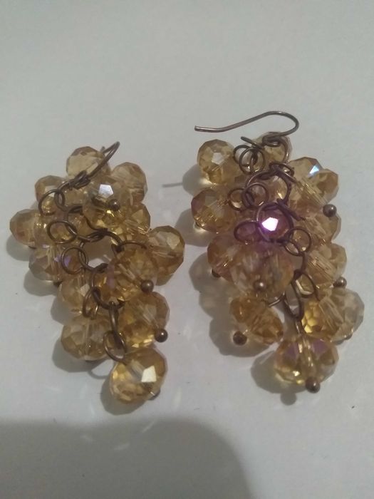 Продам серьги виноград