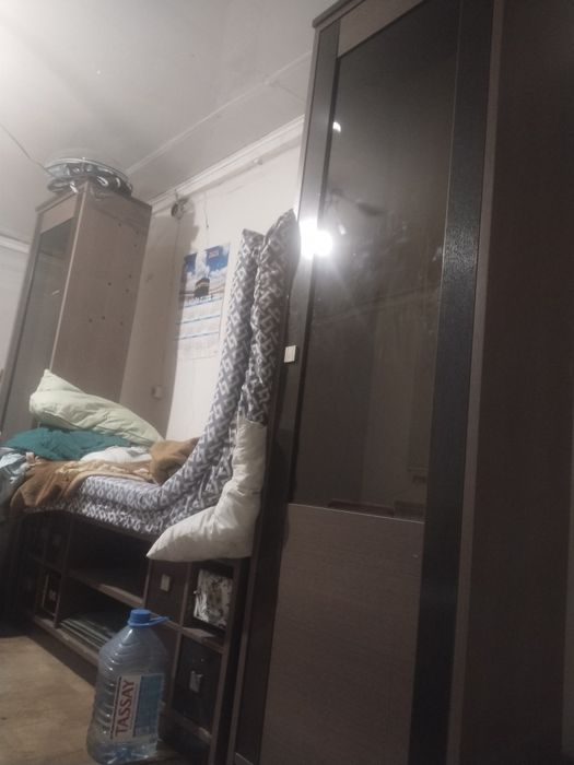 Шкаф тегін беремін