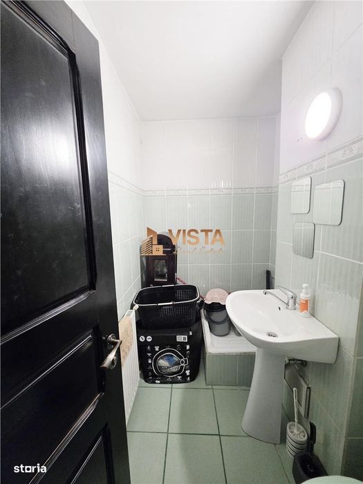Apartament 4 camere, zona Racadau