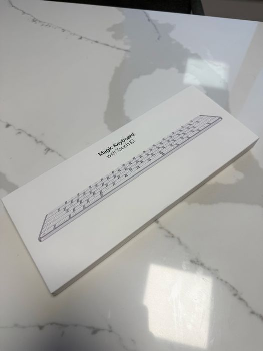 Клавиетура Apple Magic keyboard