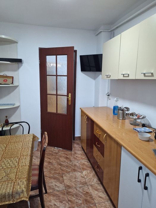 Apartament 2 camere de inchiriat