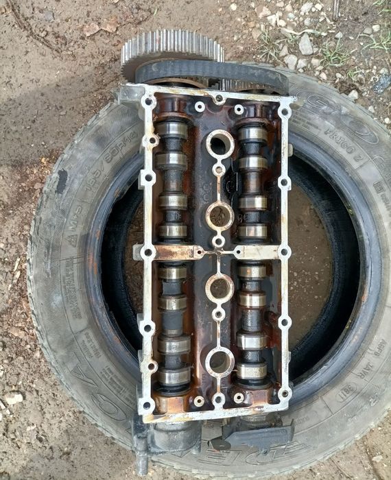 Semichiuloasă:A4 Ibiza golf 4 Fabia livrez colet avantajos oriunde în