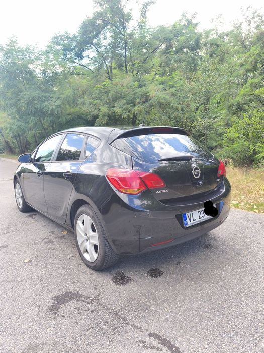 OPEL Astra 2011 — imagine 2