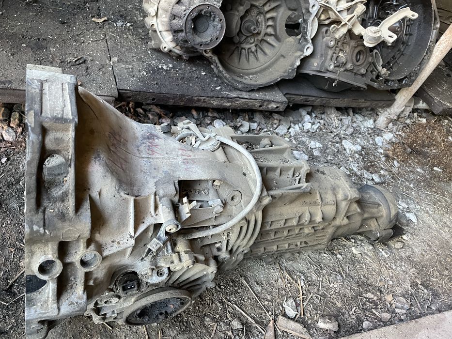 Скоростна кутия за ауди а4/audi a4 1.8 4x4