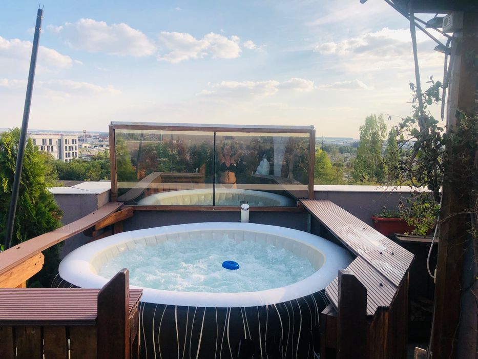 Apt. 2 camere in Ceyrat,cu terasa spectaculoasa,parcare și boxă inclusa