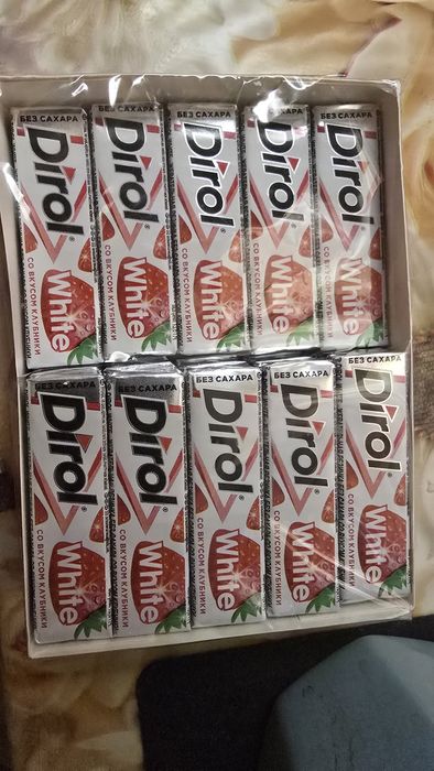 Продам жвачку dirol клубника