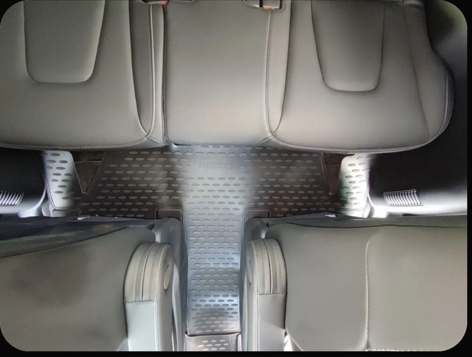 Hyundai Custin коврики