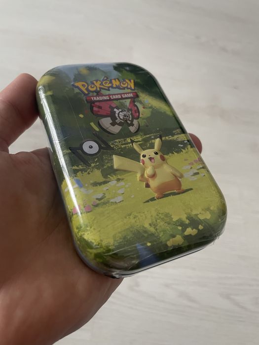 Pokémon TCG 30th Celebration Mini Tin – Sealed / Sigilat