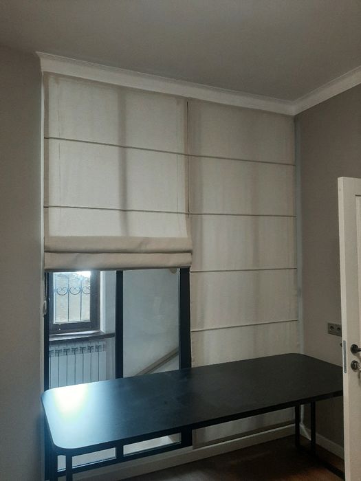 Римские шторы - это элегантно, строго  и оригинально.