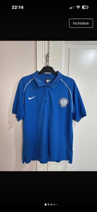 Vand loturi de haine de firma