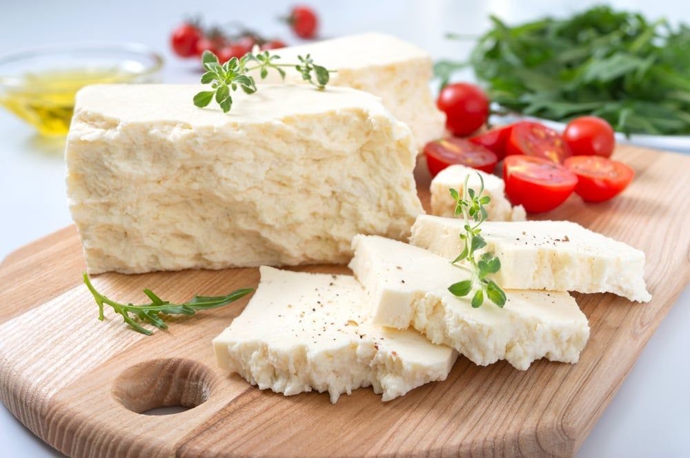 Telemea proaspătă de capra