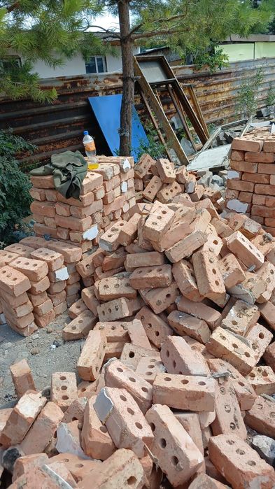 Кирпич бу красный силикатный