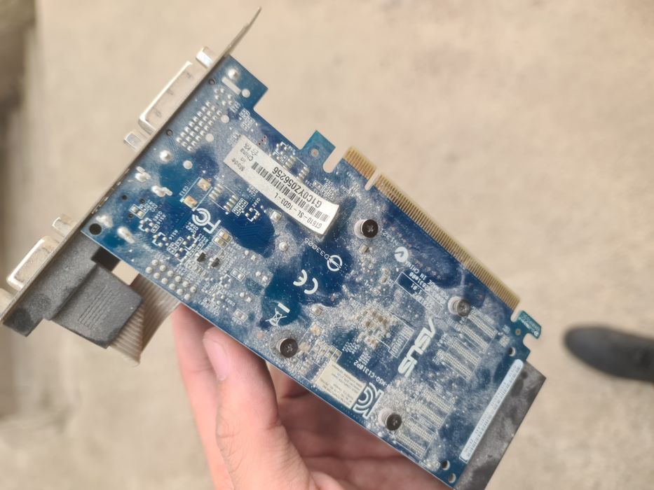 GT 610, GT 210 SSD 120gb